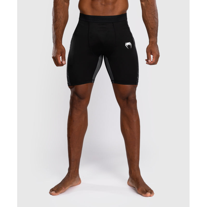 Тренировъчен клин с къси крачоли - Venum Rapid Vale Tudo Shorts - Black/Storm Grey​
